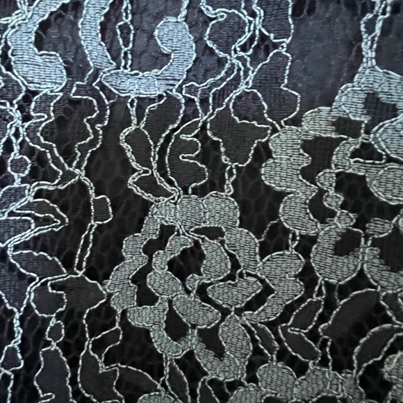 Belldini Blue Lace off the shoulder Top - Picture 4 of 5